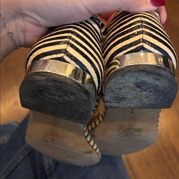 Vince Camuto ankle strap sandals - Picture 6 of 6